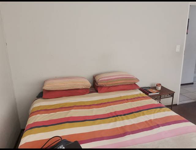 2 BEDROOM APARTMENT FOR SALE IN CLOVERDENE